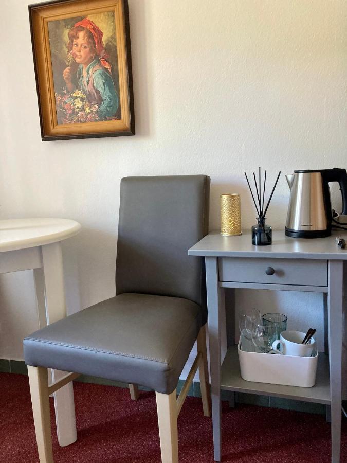 Guesthouse Mikulas Mikulov - Free Parking In The City Center エクステリア 写真