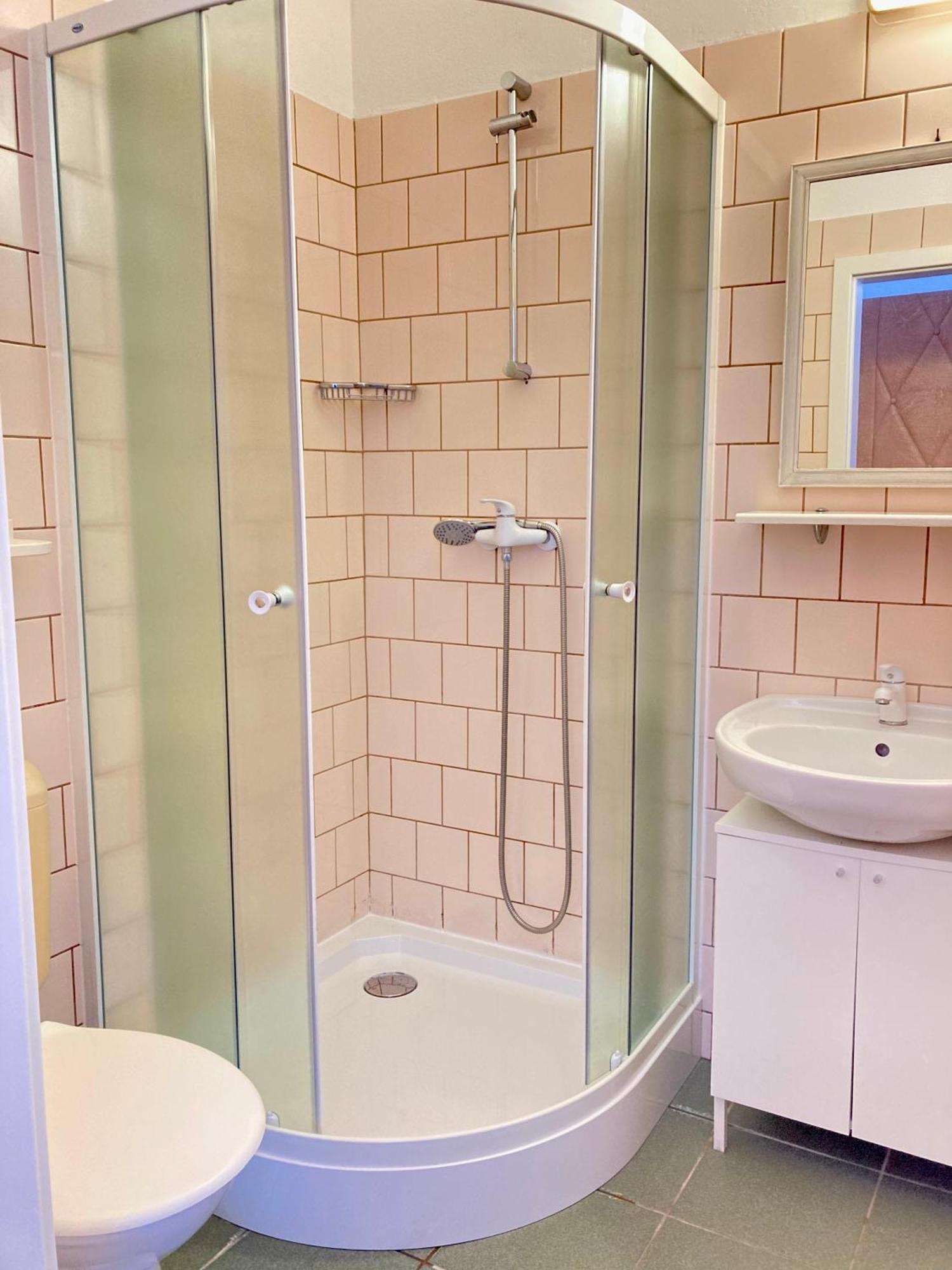 Guesthouse Mikulas Mikulov - Free Parking In The City Center エクステリア 写真